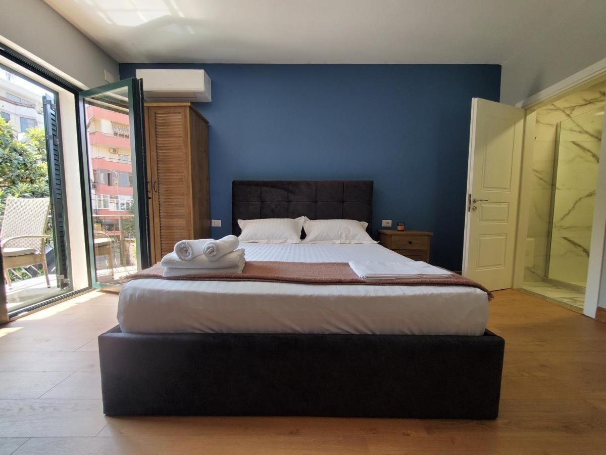 Condesa Tirana