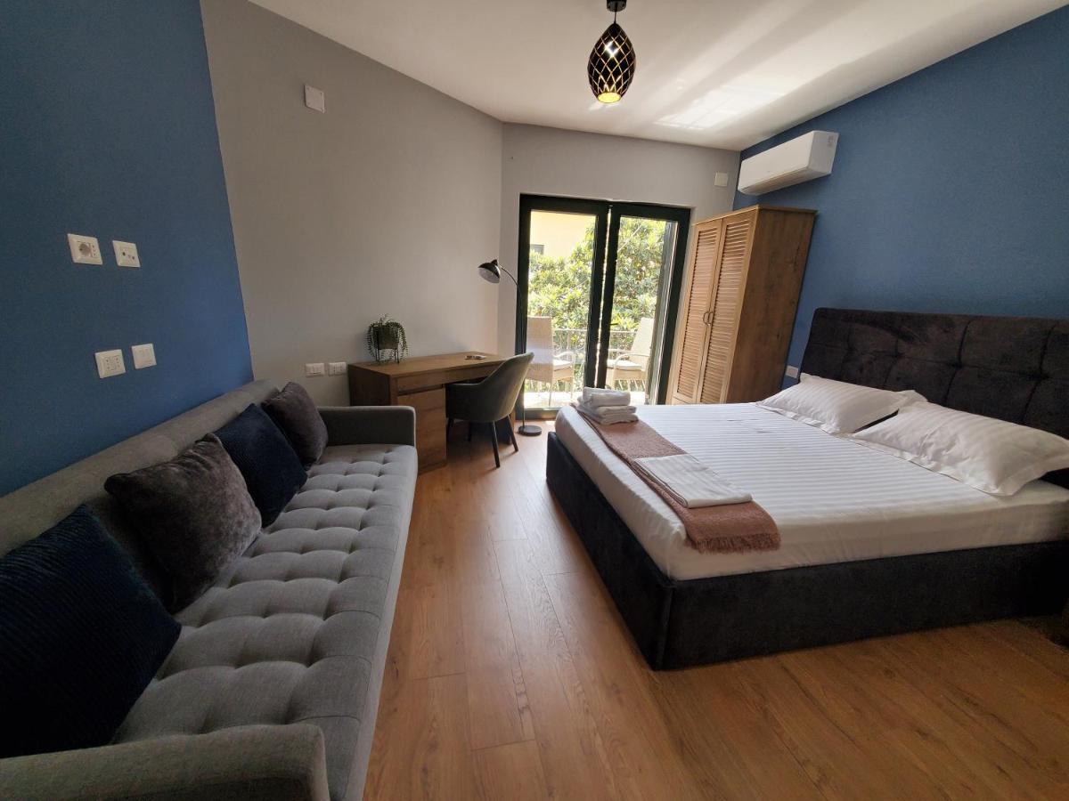 Condesa Tirana